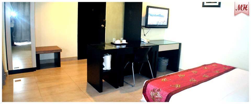 Maya Hotel Lahad Datu Exteriör bild