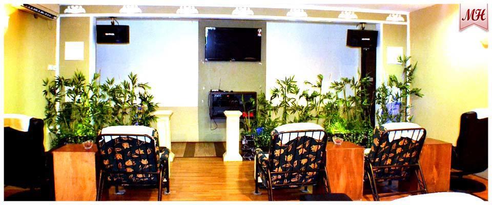 Maya Hotel Lahad Datu Exteriör bild